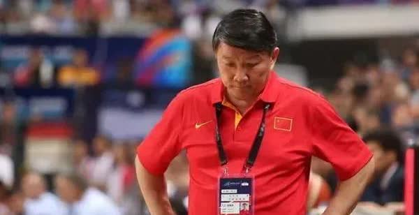 请教中国篮协和全国网友：篮协给球队颁发奖金的依据是什么！队内奖金分配的依据又是什