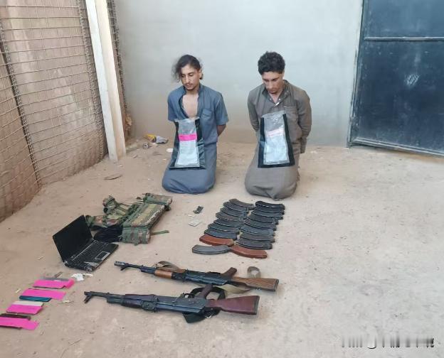 库尔德人俘虏了2名叙利亚大帅朱拉尼的士兵，才终于发现了，巴沙尔军队为什么打不过朱