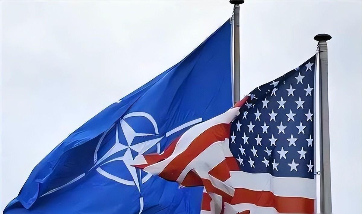 作为在军迷圈混了二十多年的老发烧友，看到塞尔维亚把中国造的CM-400AKG