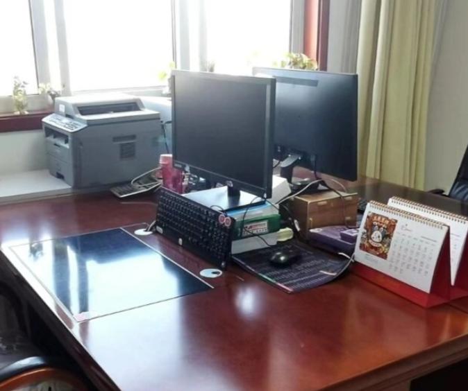 经常干事业编的应该都懂，写材料从来不是写完交差就行，而是一场跟自己较劲的持久战。