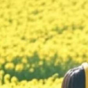 正能量正能量微笑真好，快乐不难，只要你心境开阔，乐观豁达，就会拥抱快乐，生活在