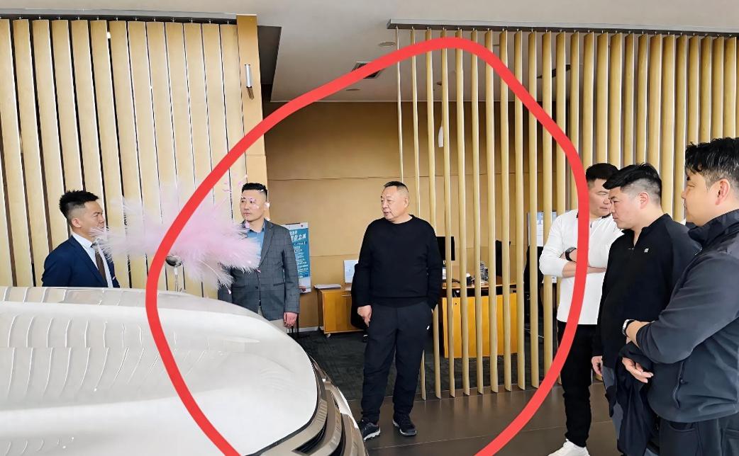 雷克萨斯销售等了半个月的20台大单，被一顿驴肉火烧搅黄了。于东来原本订了20台