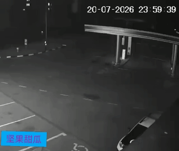 哈尔科夫地区，距离太近了，俄军北部集群决定用一架FPV偷偷绕开渔网阵，轰了一家加