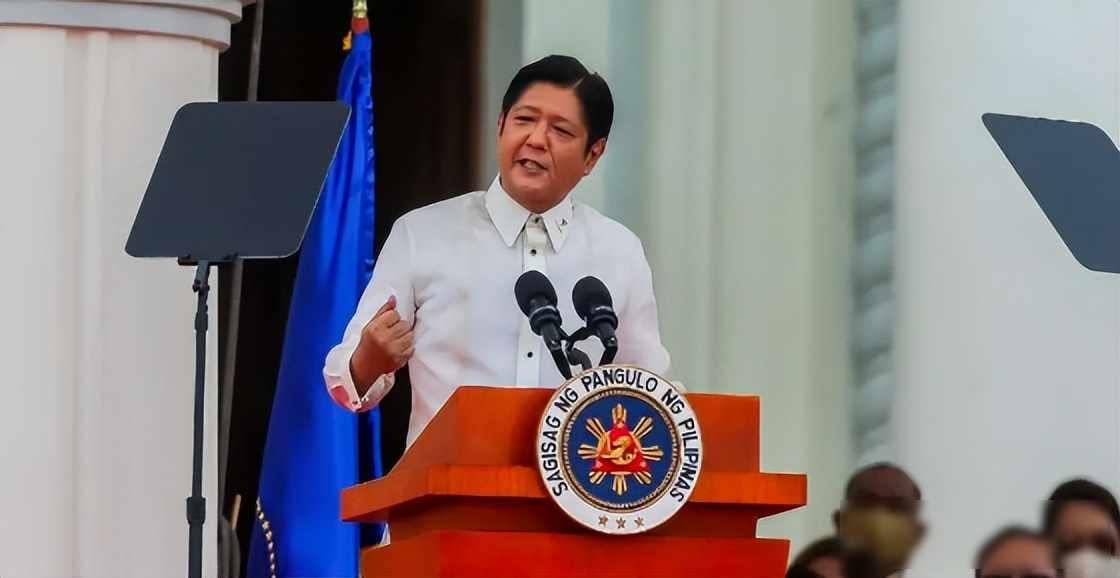 黄岩岛风浪再起，菲方三路包抄试探底线，中方轰-6实弹抵近马尼拉2026年1月