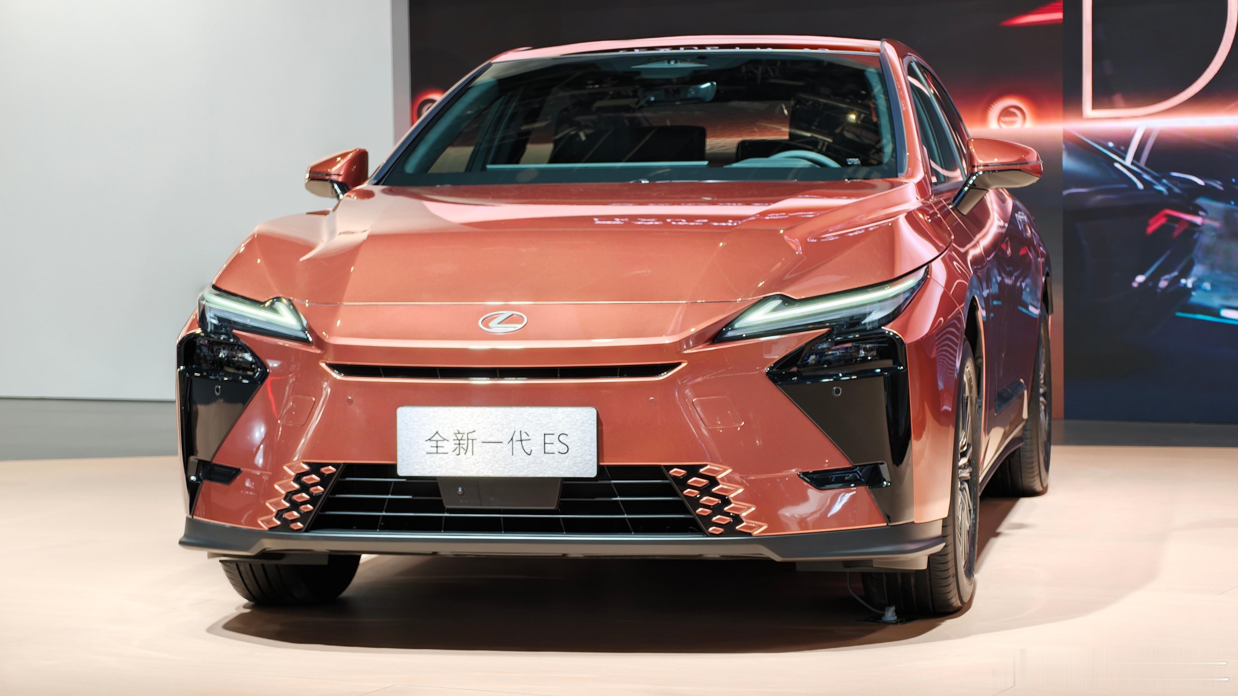 全新一代ES正式上市ES300h官方指导价29.99万起雷克萨斯2026北