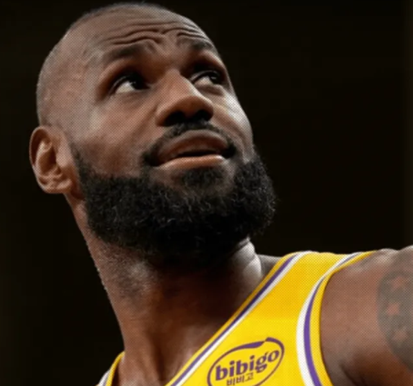 随着2026年NBA全明星赛东西部首发名单正式公布，勒布朗-詹姆斯未能入选首发阵