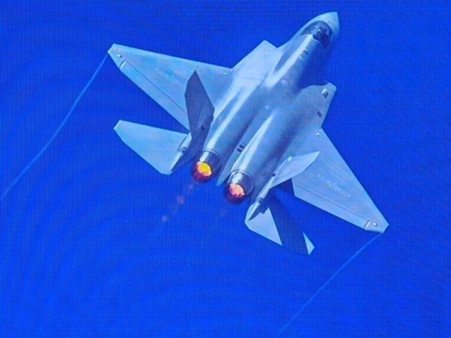歼35