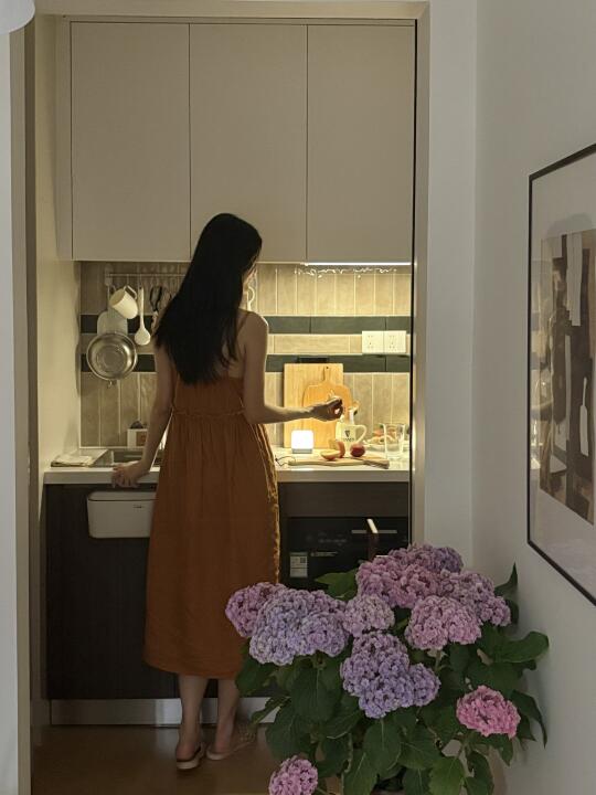 夜晚的3㎡小厨房: 理想的家其实不远