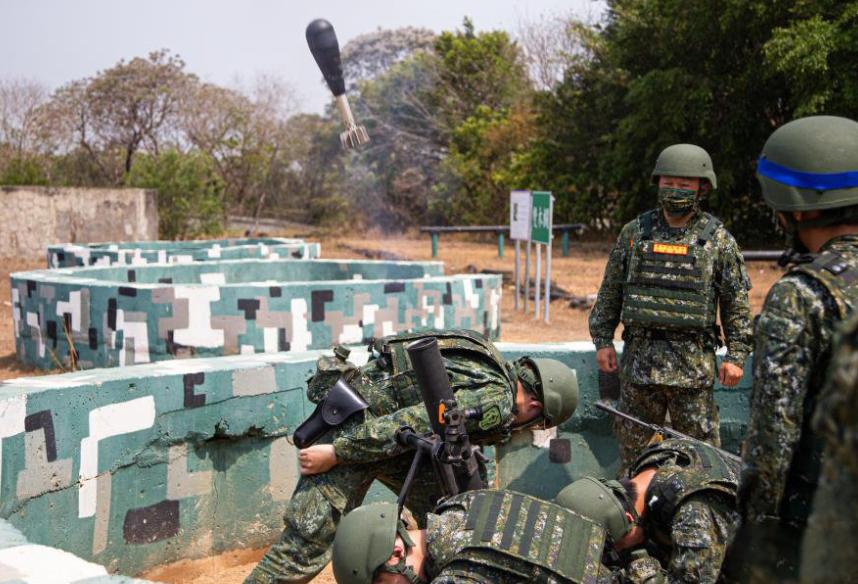 劲爆，台军后备军官传出有起义动向，集体“狂赞解放军”！台军公布“正义使命-