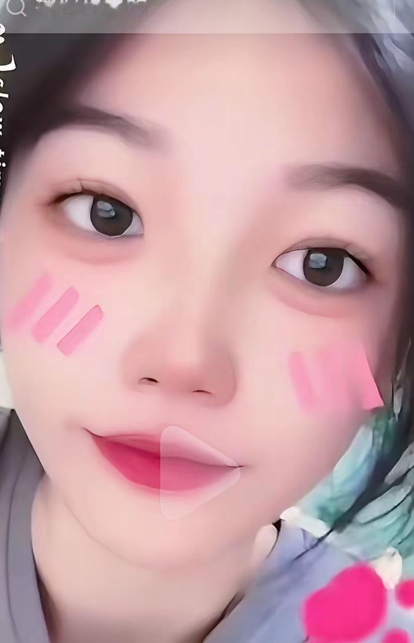 菏泽的刘娜是2004年的，2023年3月刚结婚，才俩月就对丈夫下了狠手。她买了地