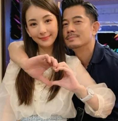 2017年，51岁的郭富城娶了小自己21岁的网红方媛，两人签订协议后，郭富城每月