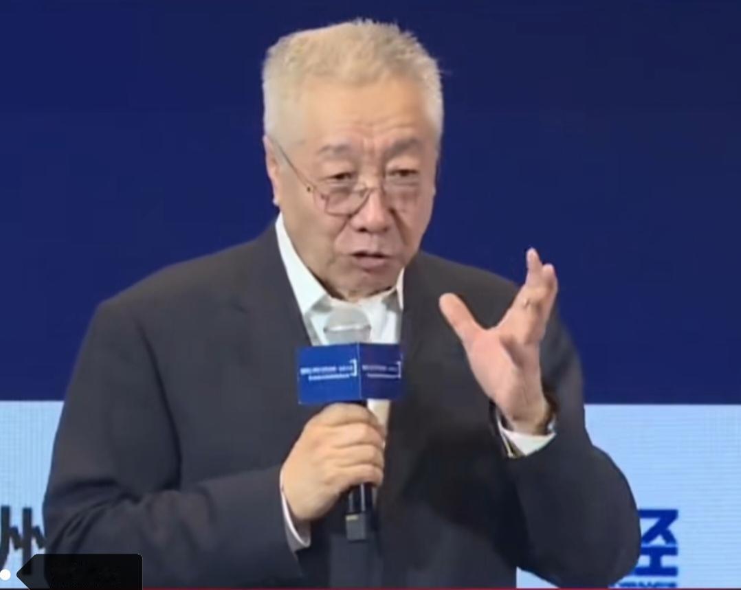 机关事业单位退休中人，十年过渡期于2024年9月30号已结束。现在已进入2026