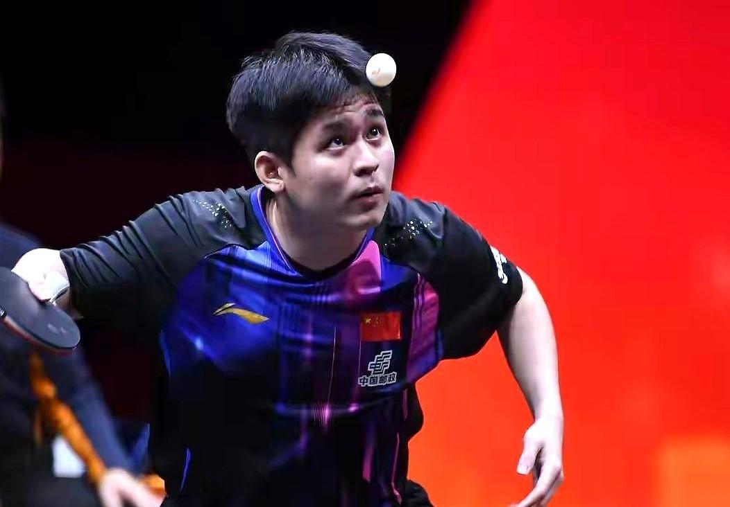 一上来就一个4:0。妈呀，自己人打自己人，最是残忍。向鹏这孩子，今晚估计要睡