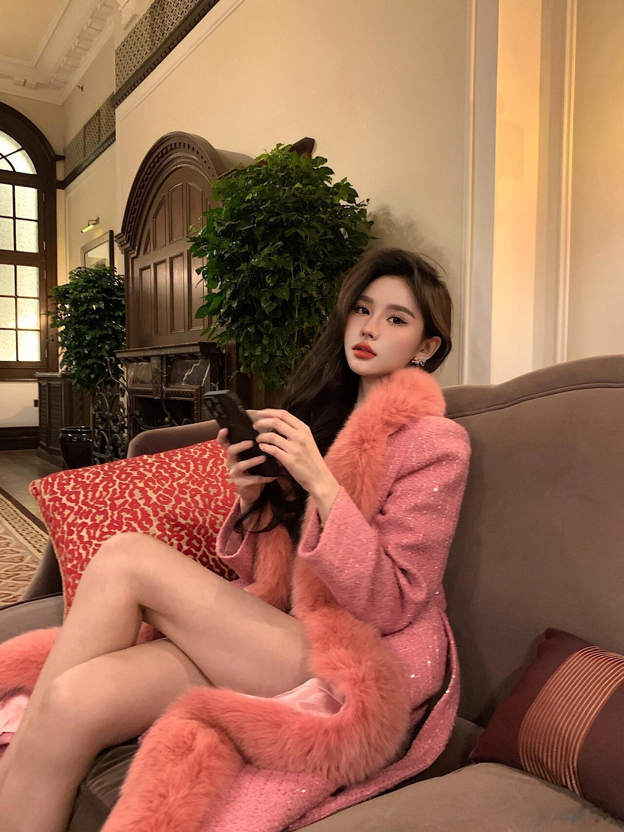 粉色大衣实在太美了