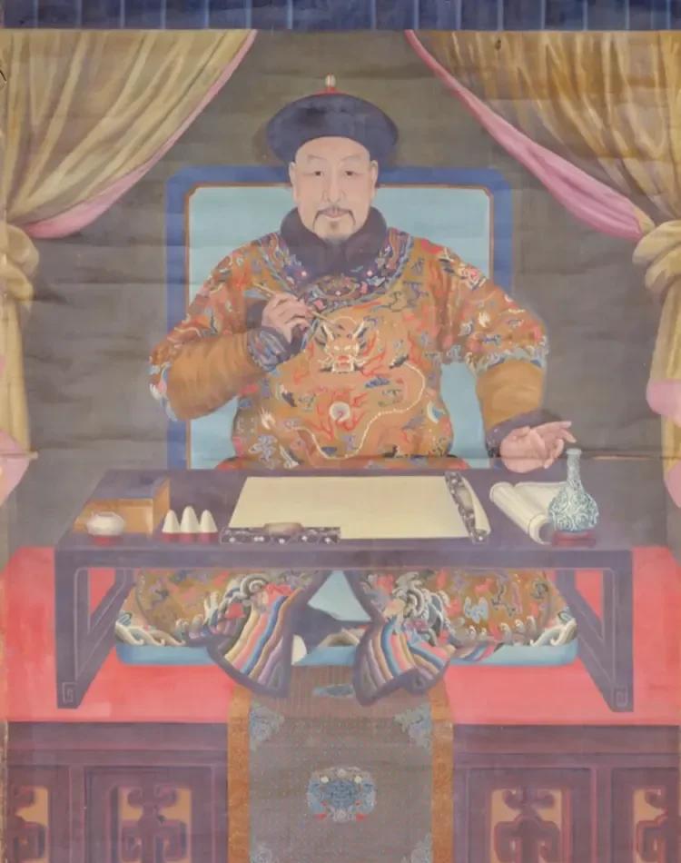 乾隆从来不信什么长生之类的话偏偏还真的有人用这方面来拍乾隆马屁乾隆44年的时