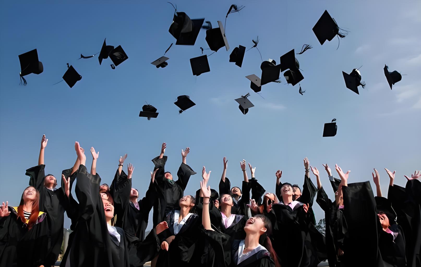 为什么一定要进入本科大学！在中国，100%的孩子都能上幼儿园，但最终能进入本科大