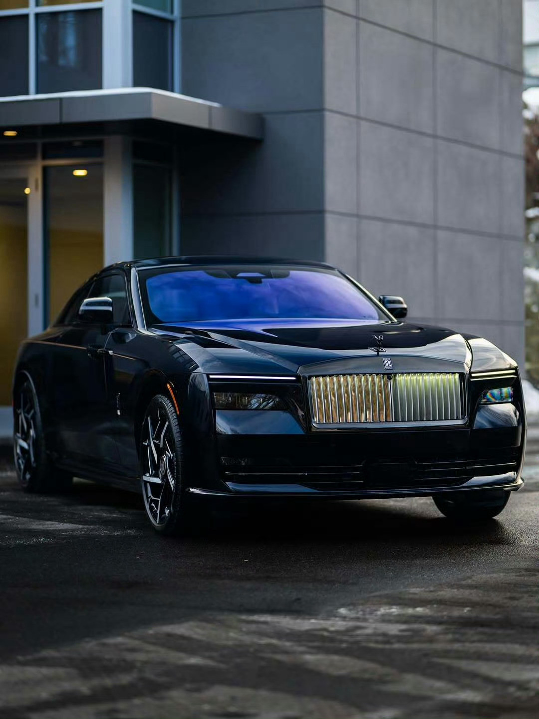 劳斯莱斯SpectreBlackBadge