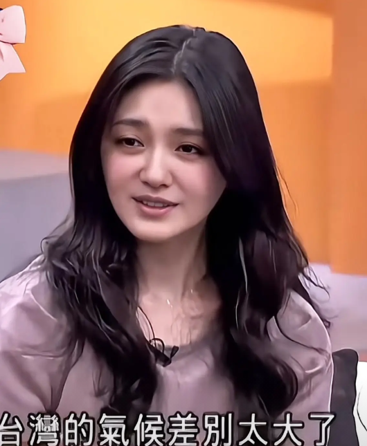 大s生前采访，才发现，她嫁的一点都不好，活的很累，也根本不是她想要的生活。她