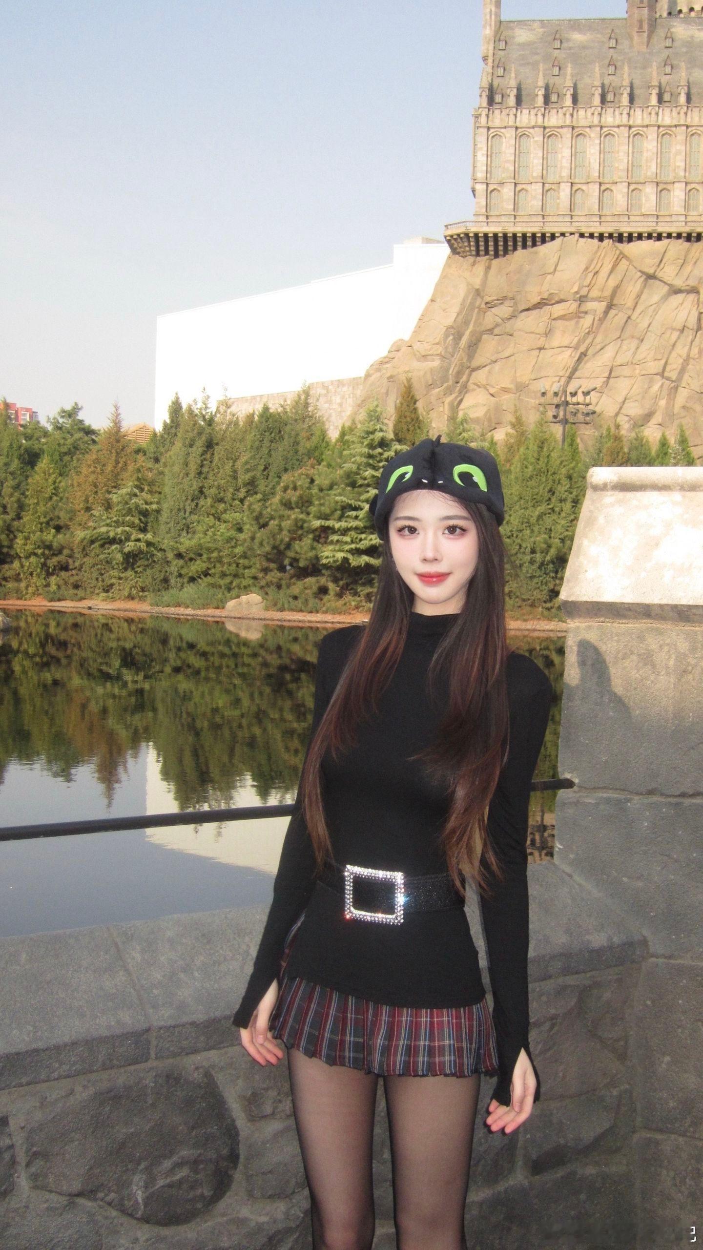轻熟女神范儿环球丝城美女
