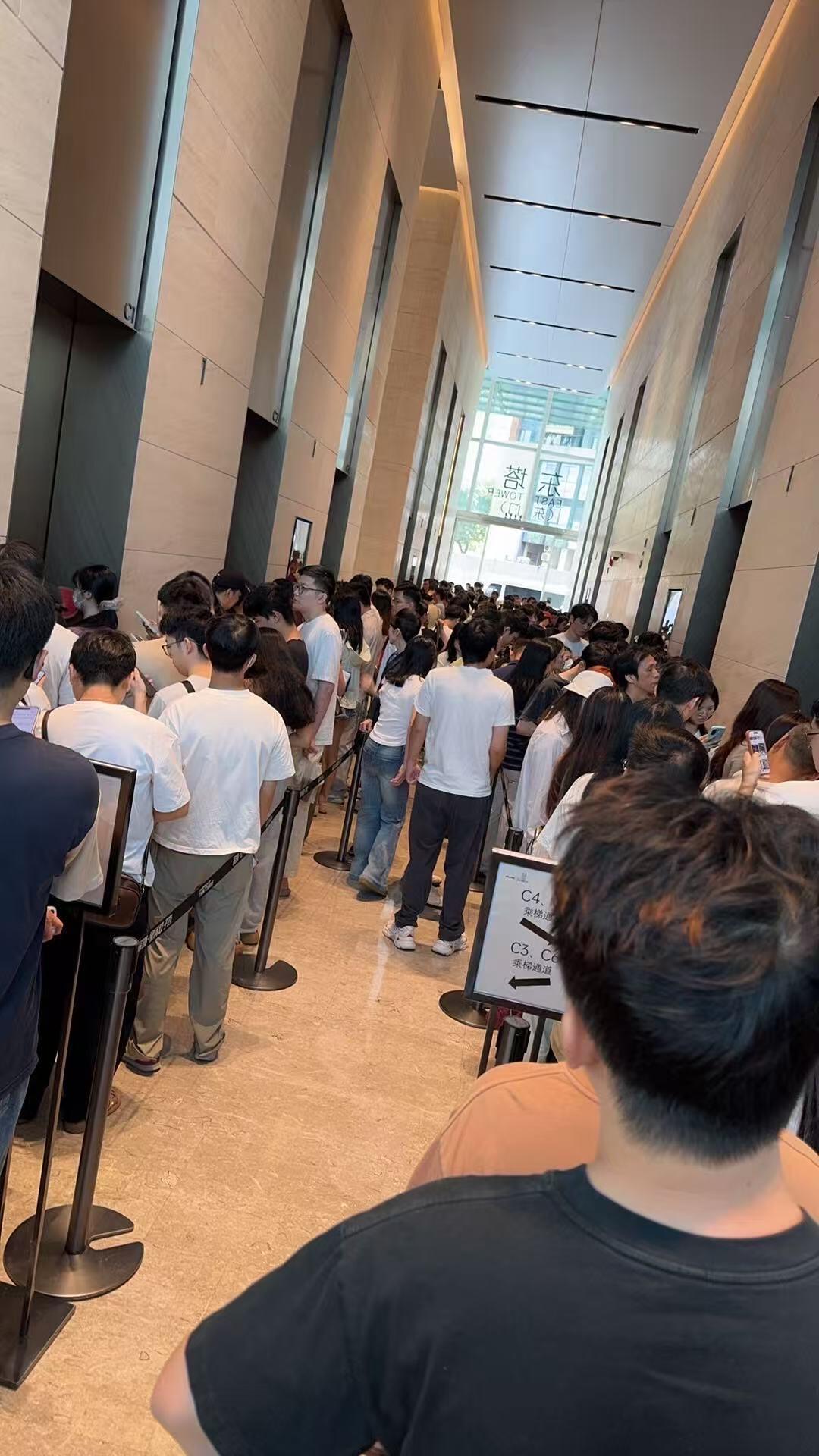 长大后对高楼大厦办公祛魅了[跪了]​​​