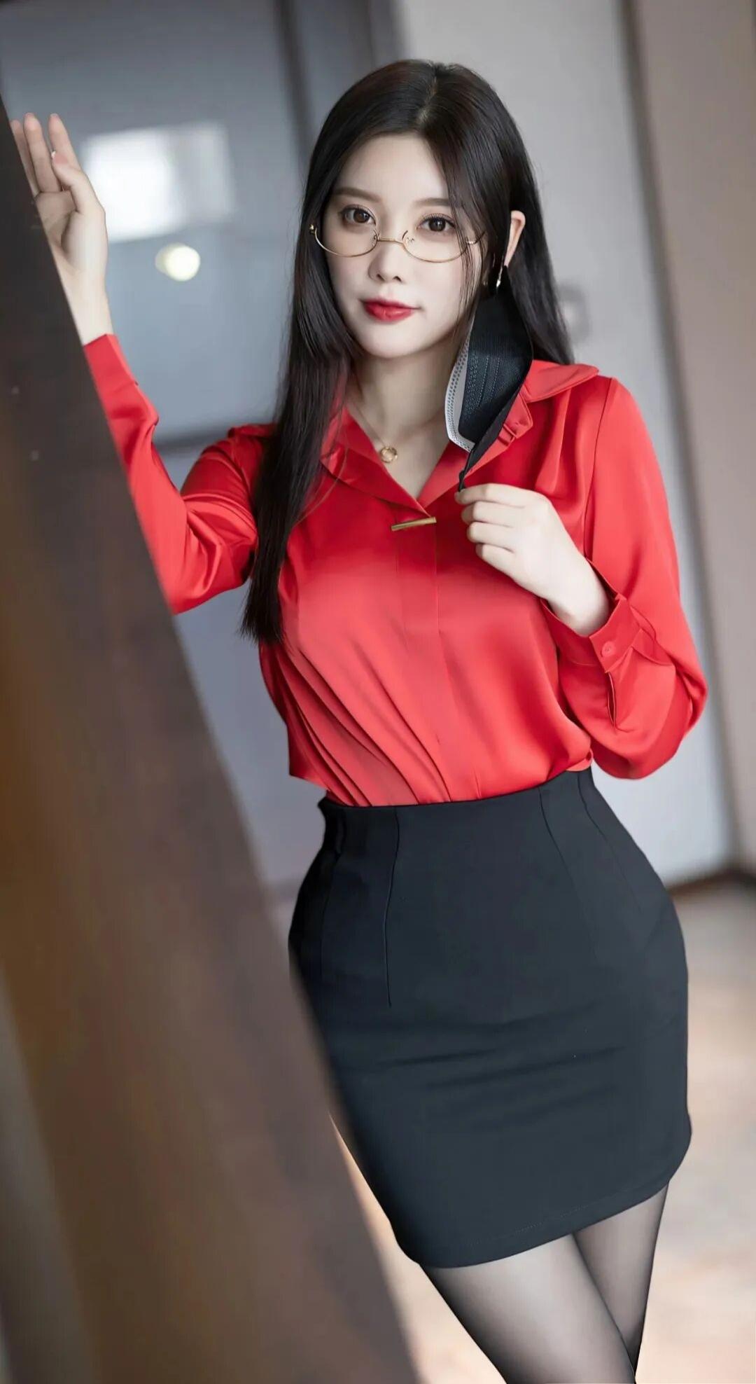 职业装分享为什么漂亮女生都爱穿短裙女生如何拍出知性的照片