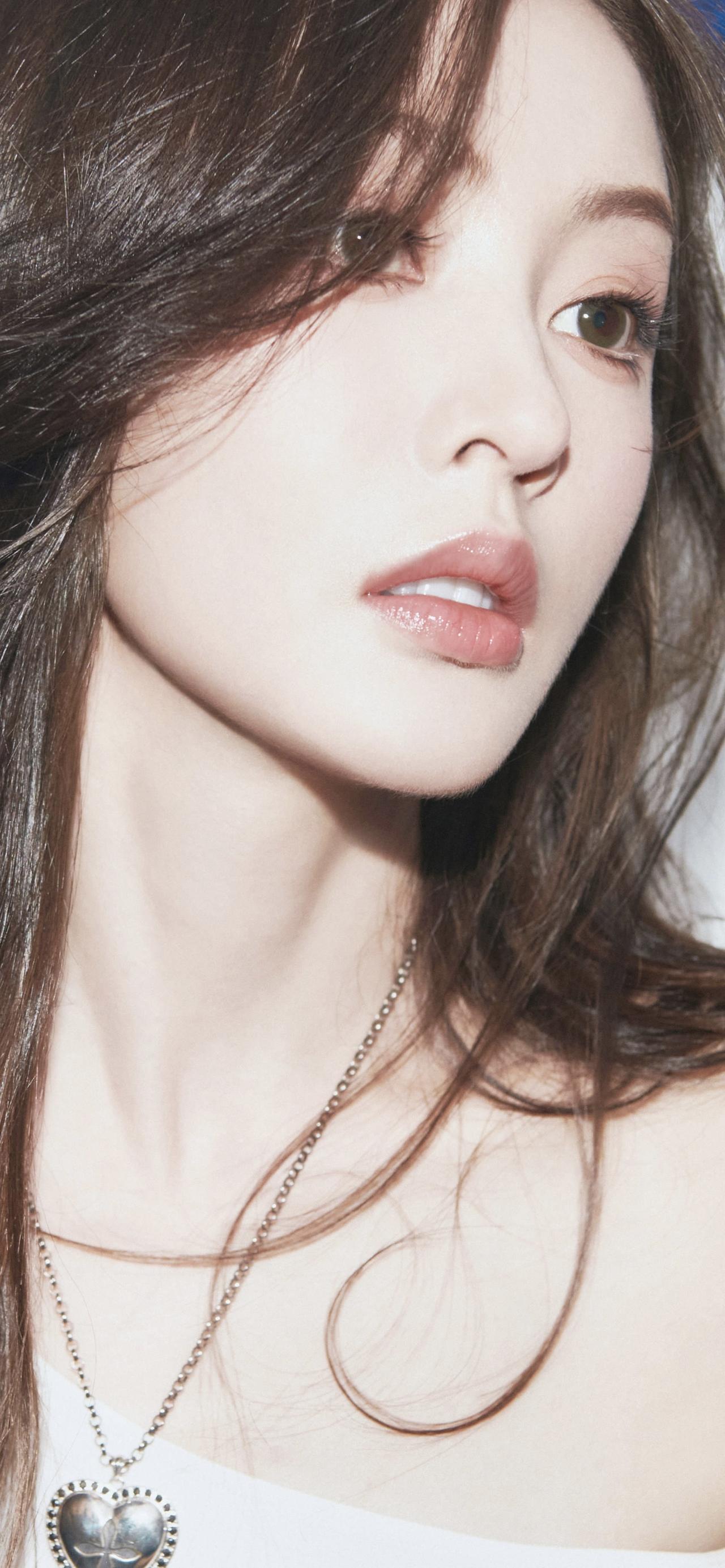 美女壁纸-第6110期-张天爱