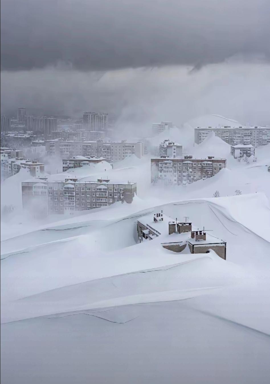 地球上最严重的雪灾，也不过如此吧！勘察加真是个连勘察家都畏惧的地方。