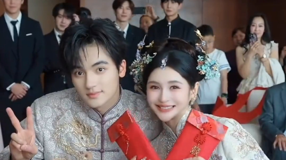 27岁男星刘子瑞宣布退圈，妻子李心艾大9岁，回归家庭当‘刘总’