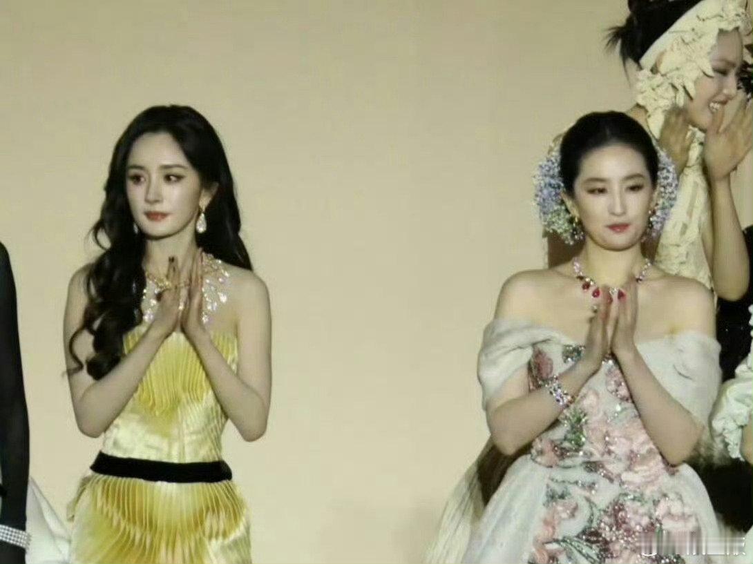 杨幂和刘亦菲，只能说“爱过”