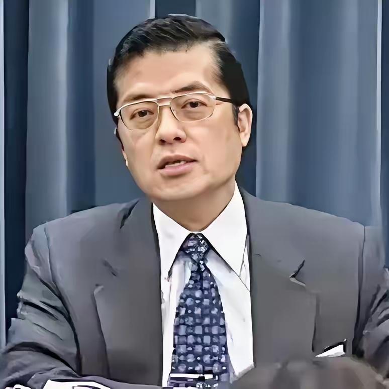 即将随团访问大陆的国民党副主席张荣恭对两岸关系的这番表述，算是比较清醒的了，全程