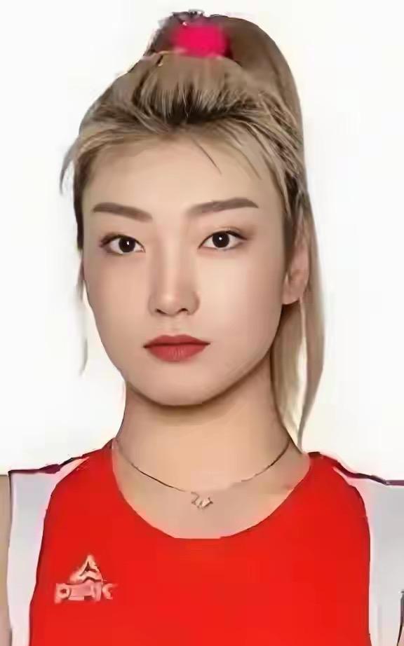 宫鲁鸣的失败有两条！全运会女篮比赛进入收官阶段，李梦场均20+告宫鲁鸣：她仍