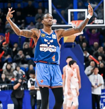 广东男篮已经正式签下了萨姆纳。萨姆纳在个人社媒和网友互动时确认自己将加盟广东男篮