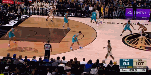 想得离谱！梅尔顿就是勇士今夏最强引援！在今天NBA常规赛勇士对阵黄蜂的第三节比