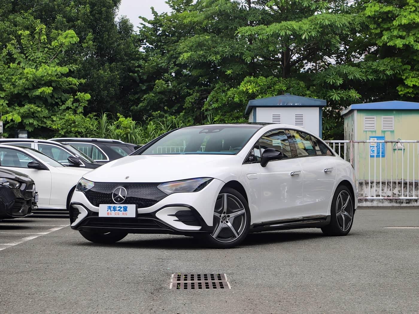 11月的销售数据出来了，奔驰电动车这波促销和投放没白忙乎，EQE和EQESUV