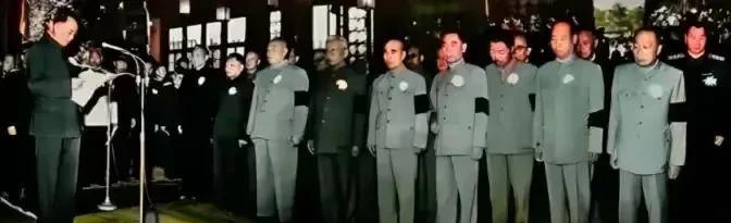 刘亚楼将军的追悼会现场[玫瑰][玫瑰][玫瑰][玫瑰][玫瑰][玫瑰][玫瑰]