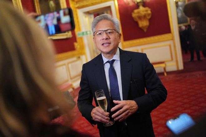 他又吆喝: 想回, 希望中方改变政策