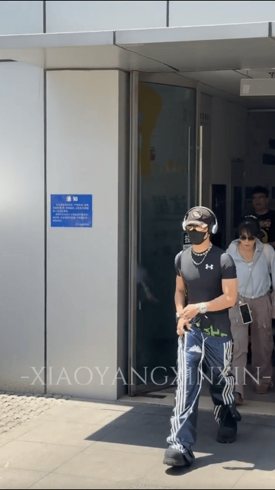 马伯骞潮成比伯了​​​