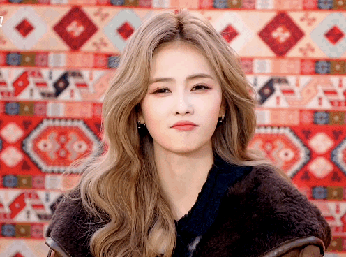 白鹿进组要下半年往后了现在老是录综艺录的，大家都不知道她演过什么了，想当个好演员