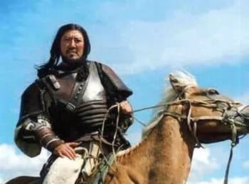 1220年，成吉思汗攻陷忒耳迷城（今乌兹别克斯坦泰尔梅兹）。一个老女人求饶道：“