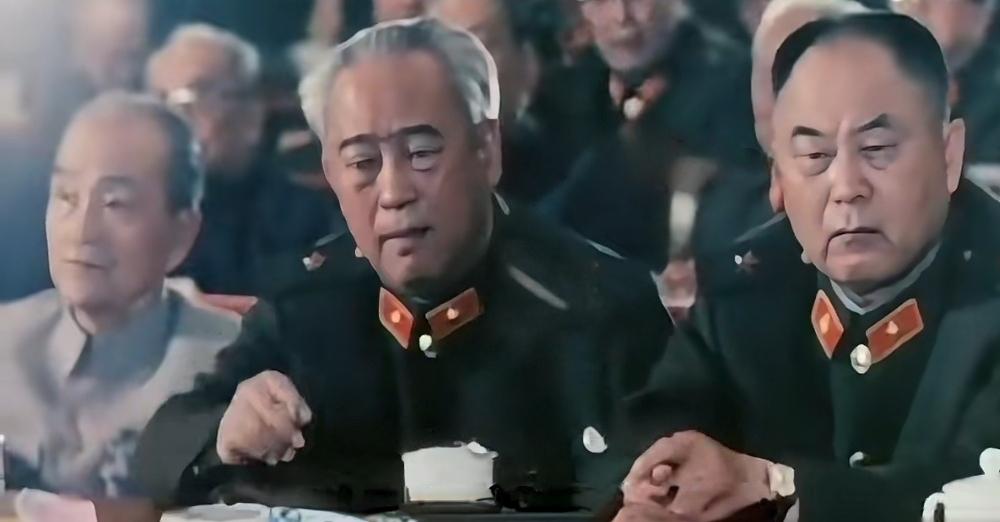 这两位将军，谁更厉害一些？