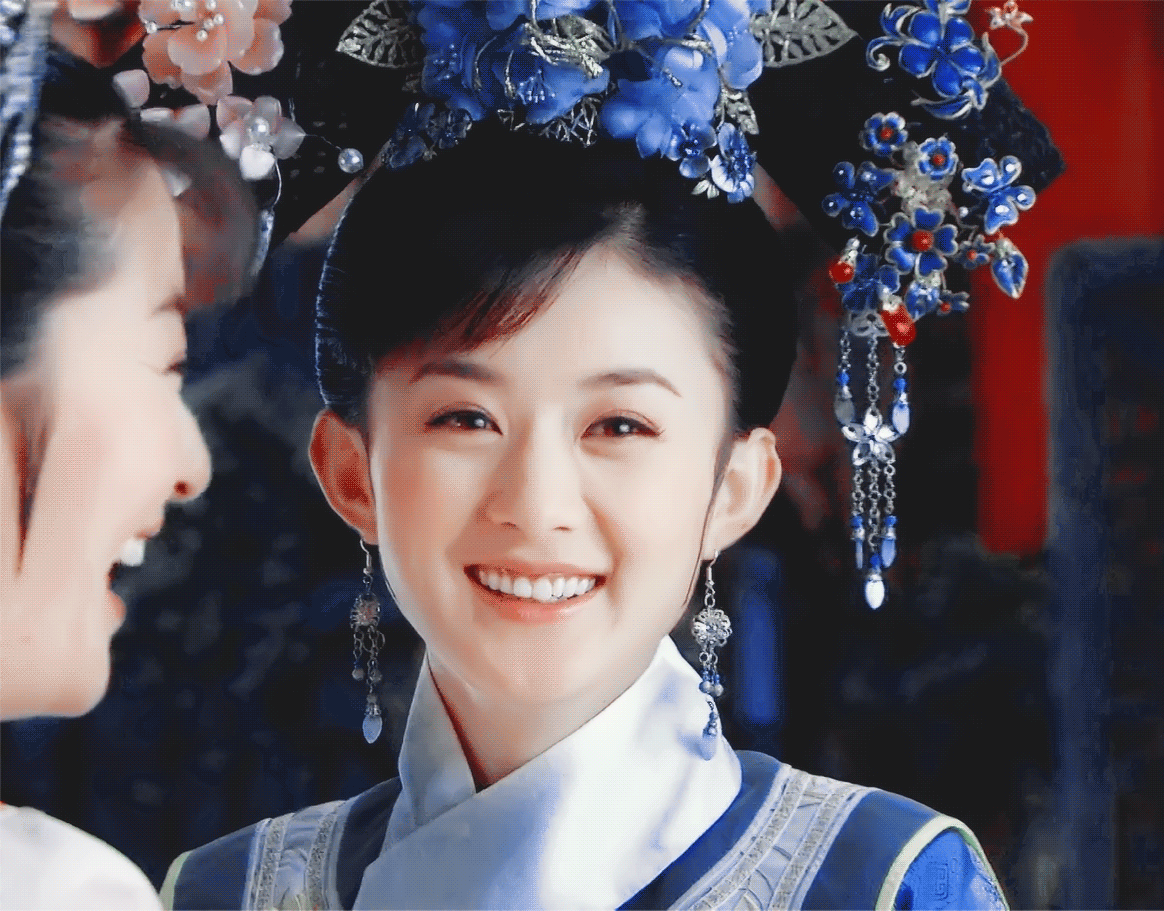 《新还珠格格》留下了24岁赵丽颖最美的样子，圆脸很灵动，妆造也很贴角色​​​