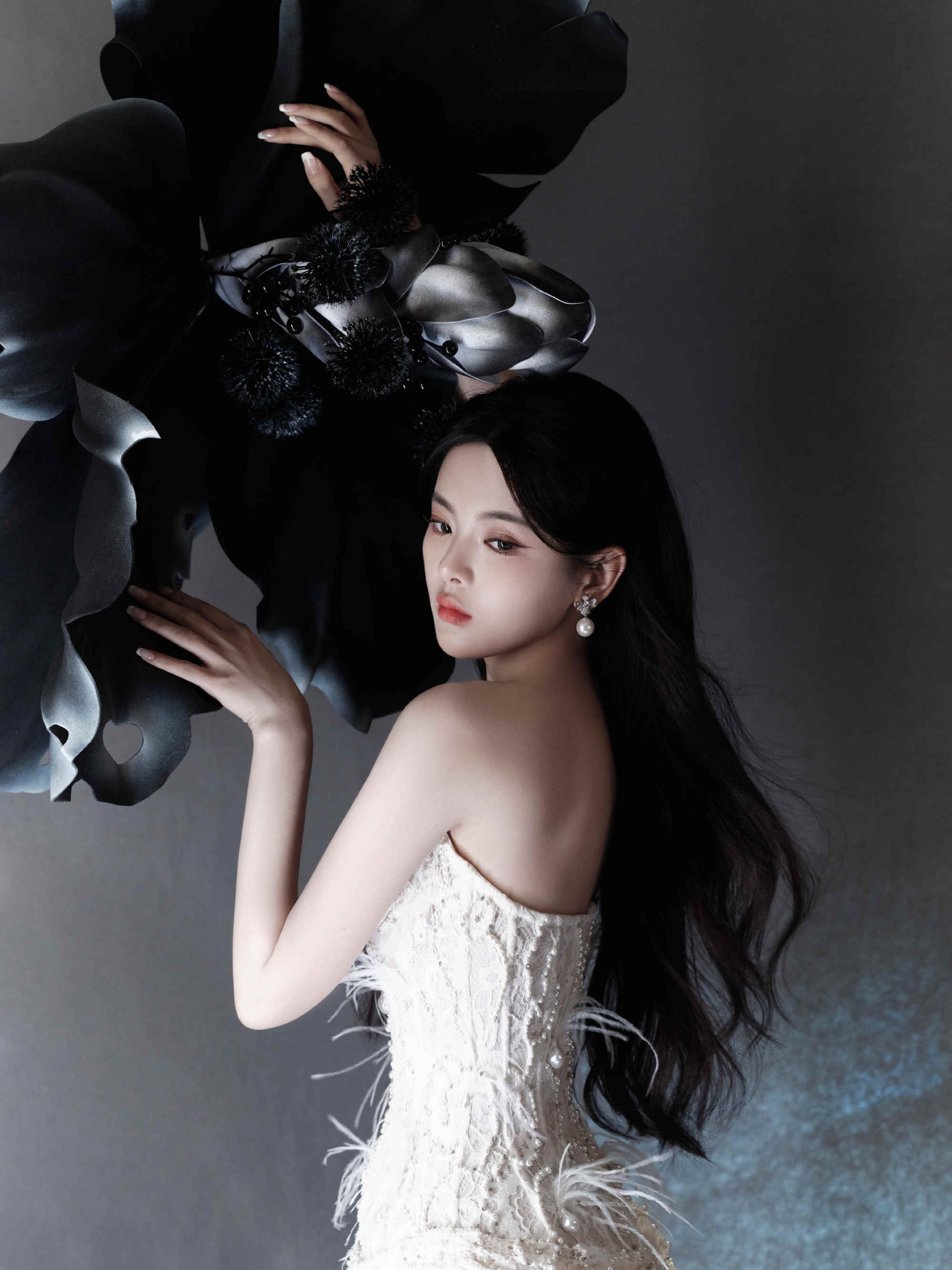 杨超越，白裙曼妙的锦鲤少女​​​