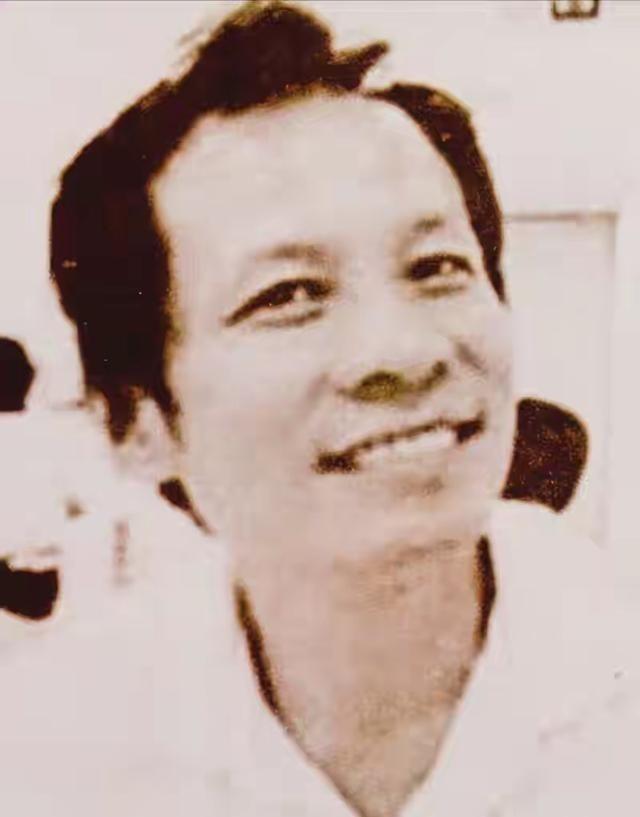 1980年，广州军区保卫部抓了总医院护士长，护士长蛮横地说：“你们怎么敢抓我？”