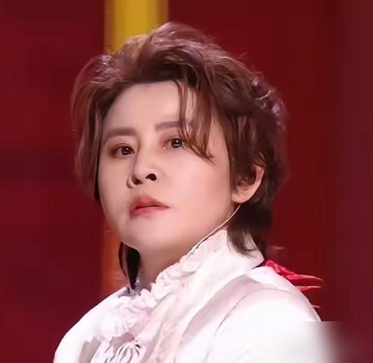 别再同情王濛了，她根本不是输家。她是用3票的微弱代价，直接抢走了整个节目的方向盘