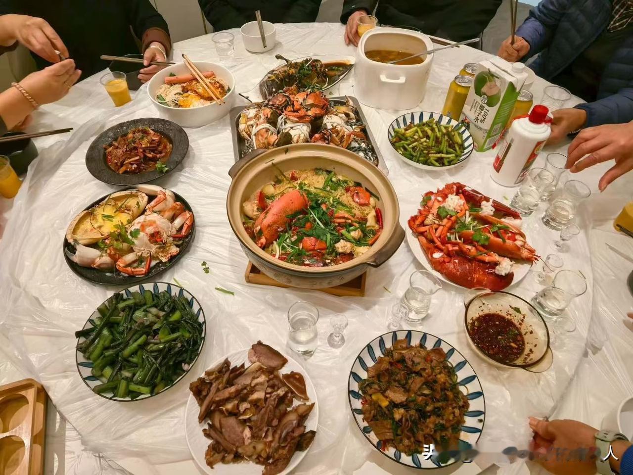 真心奉劝大家，过节，不要去亲戚家吃饭了。昨天过节去亲戚家聚餐，本来想着热热闹闹