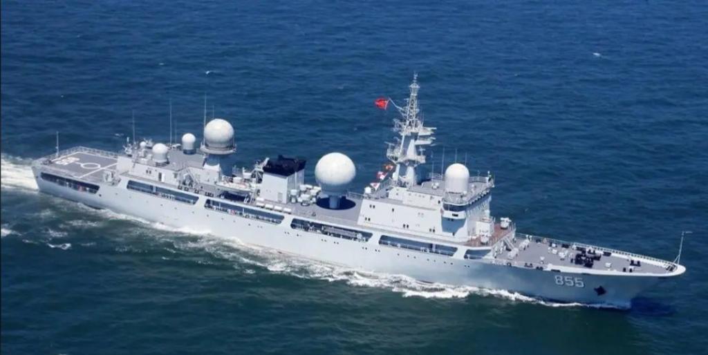中国815电子侦察船，为何各国不能攻击它，应该说不敢攻击它，这船看上去没