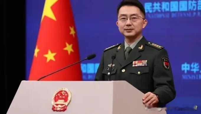 昨晚看到国防部一则通知，人一下清醒。说的是2026年起，凡18周岁男性公民，都要