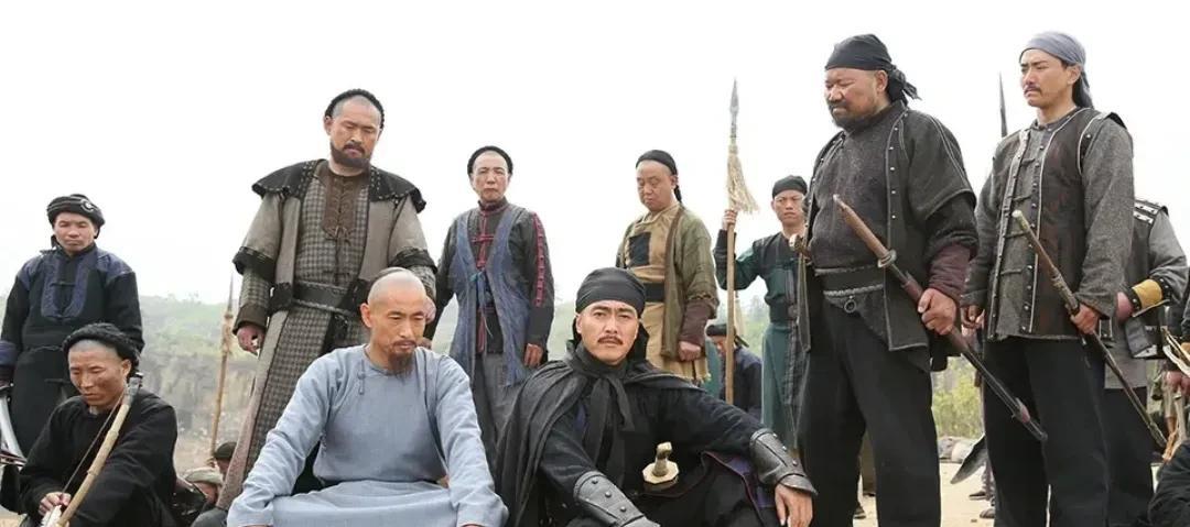 顺治18年，明朝贡于成龙被授官为县令，他从山西一路乞讨走了近2千公里才到达广西罗