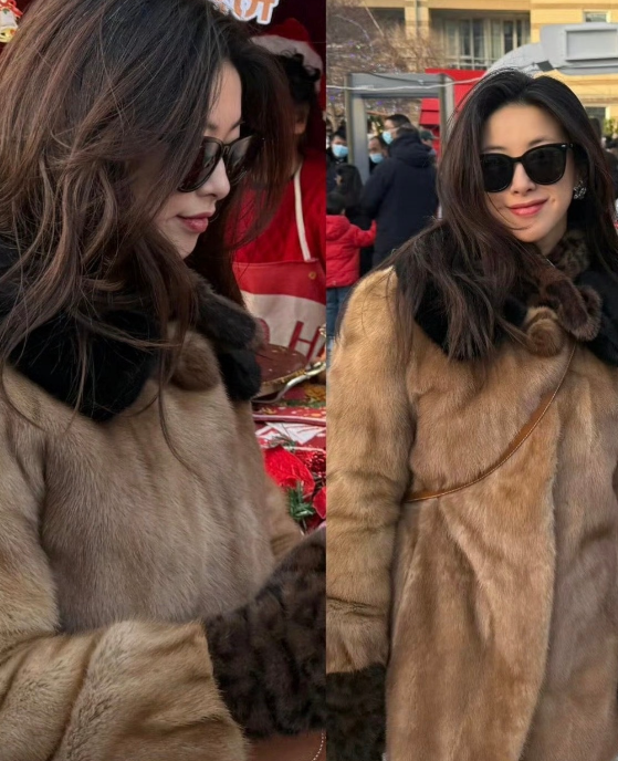 谁还没刷到朱珠在北京活动上的名场面啊！身着貂皮大衣自带贵气buff，走向拍照区时