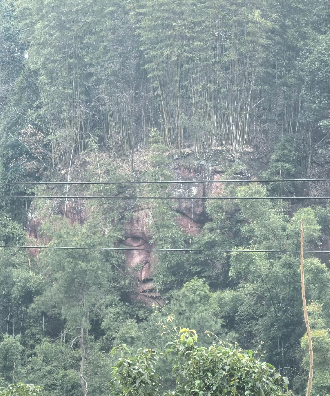 有着神秘传说的一座山，你发现了什么？